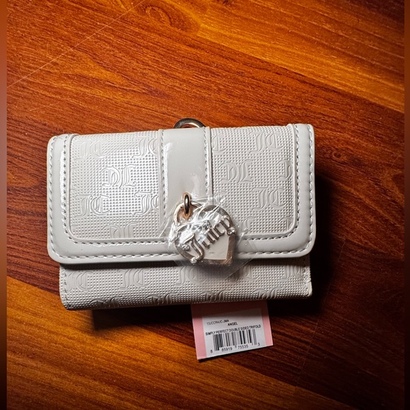 Juicy Couture Nude Trifold Angel Wallet - Picture 8 of 8